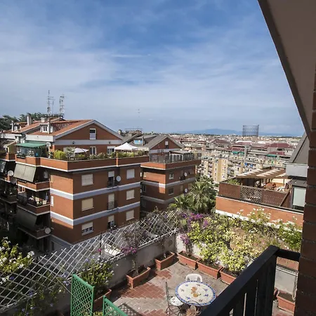 La Voliera Alojamento de Acomodação e Pequeno-almoço Roma