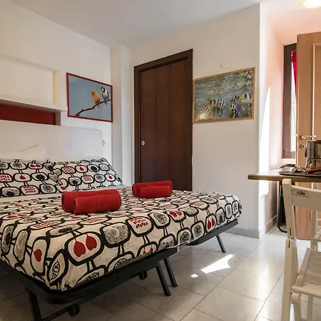 La Voliera Alojamento de Acomodação e Pequeno-almoço Roma