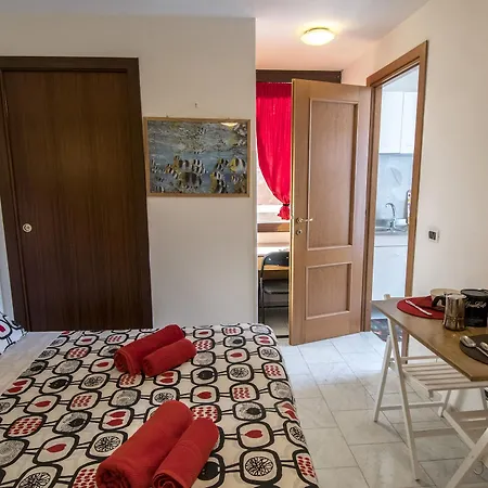 Bed & Breakfast La Voliera Roma