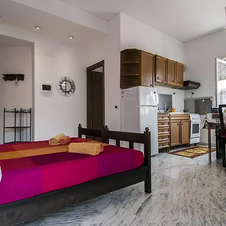 Bed & Breakfast La Voliera 2*